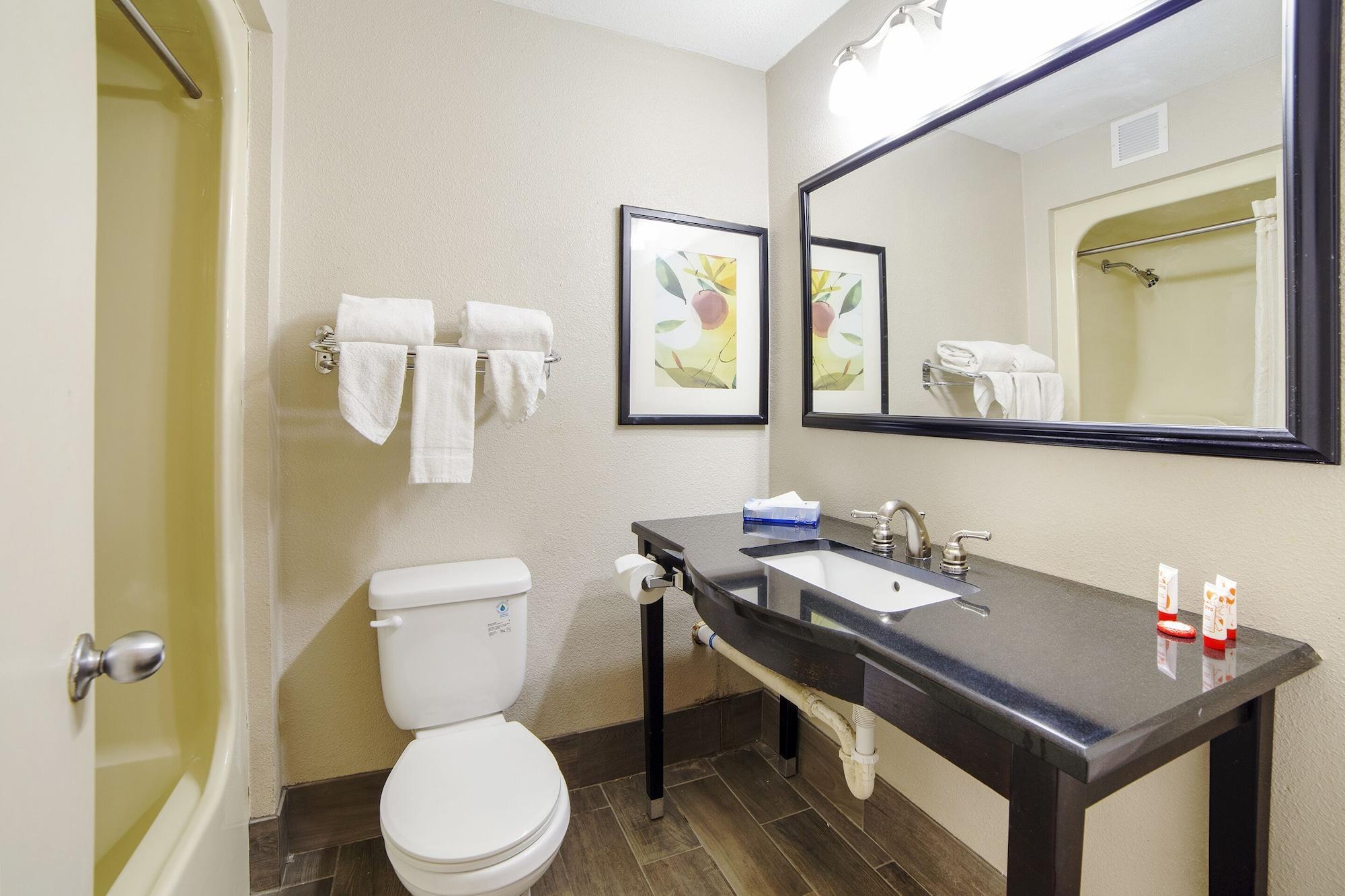 Econo Lodge Inn And Suites Dentsville Esterno foto