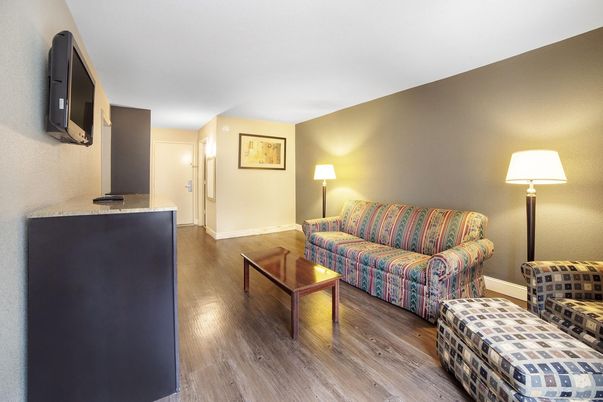 Econo Lodge Inn And Suites Dentsville Esterno foto